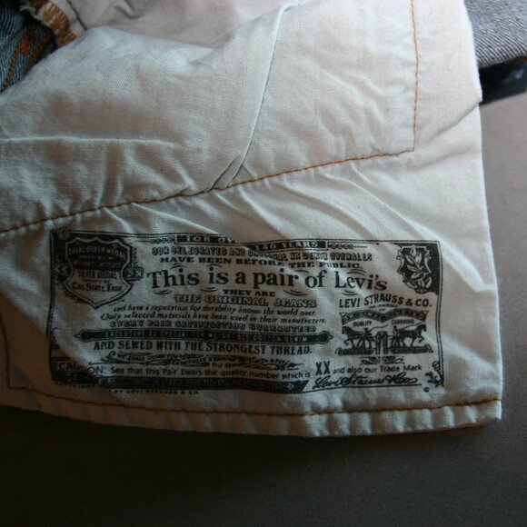 Levi Strauss 501 Jeans, button front - Picture 6 of 8